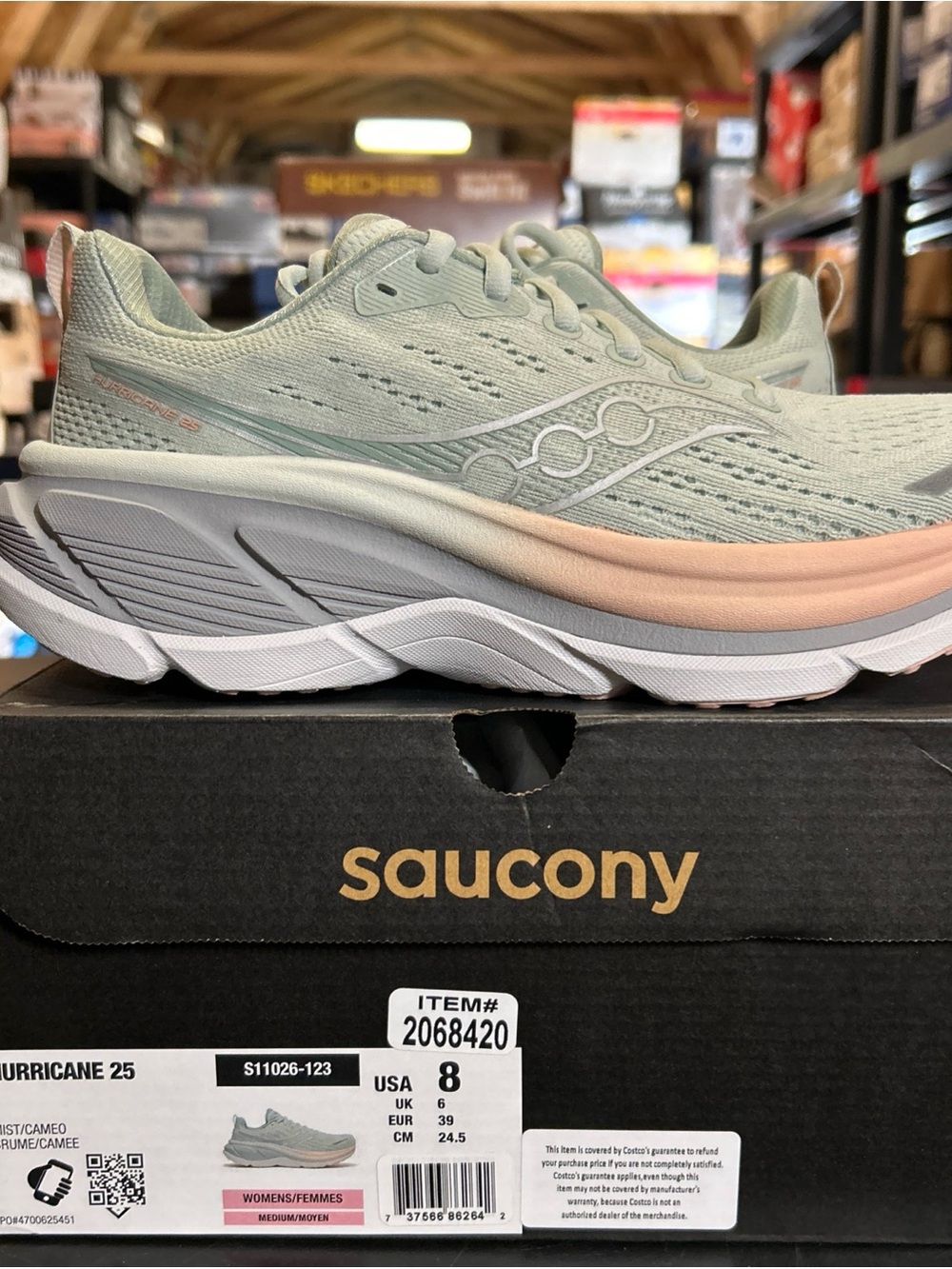 Women’s Saucony Hurricane 25 Sneakers Size 8